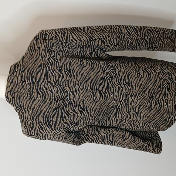 Women's Elie Tahari Animal Print Blazer Size 10 - Picture 4 of 7